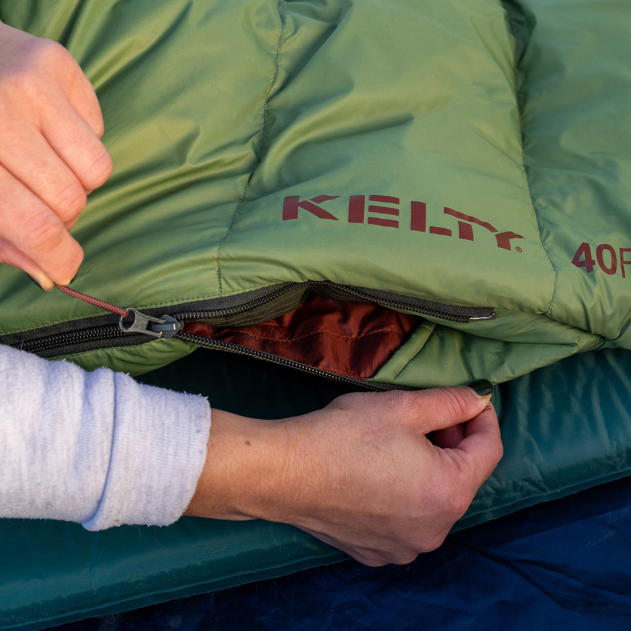 Cosmic Down 40 Sleeping Bag - Image 14
